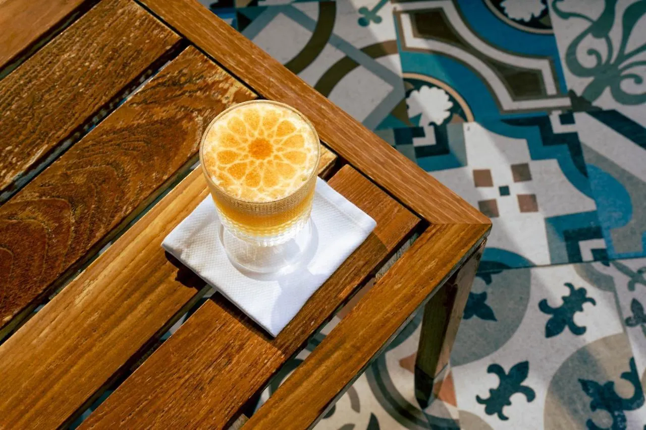 Kimpton Seafire Resort + Spa By Ihg West Bay