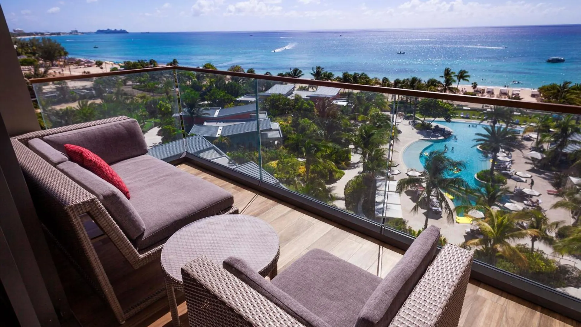 Kimpton Seafire Resort + Spa By Ihg West Bay